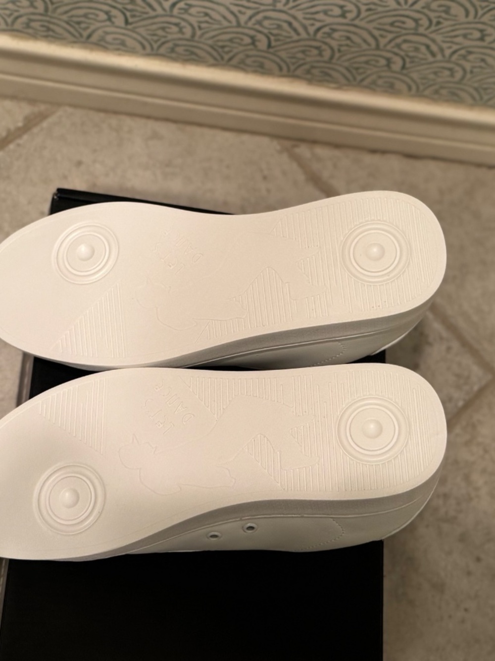 Pulse Dance Sneakers Low Top (White) - Picture 3 of 6